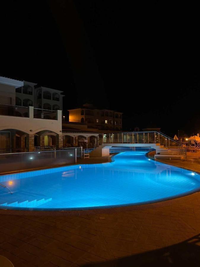 Cozy 2 Bedrooms Apartment In Complex With Swimming Pools And Beautiful View Paphos Exterior foto